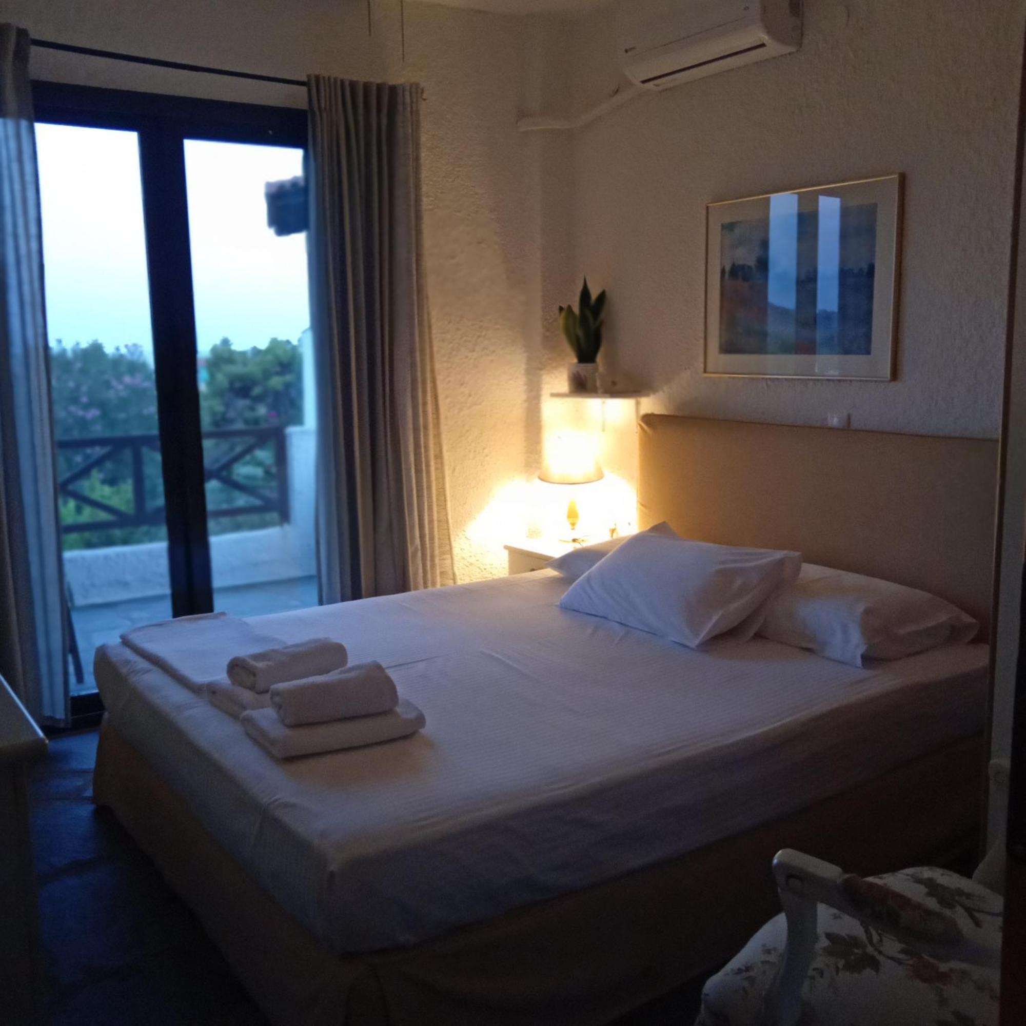 Rebekka'S Guest House Elani Siviri Bagian luar foto